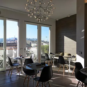 4* Couette-café The Attico